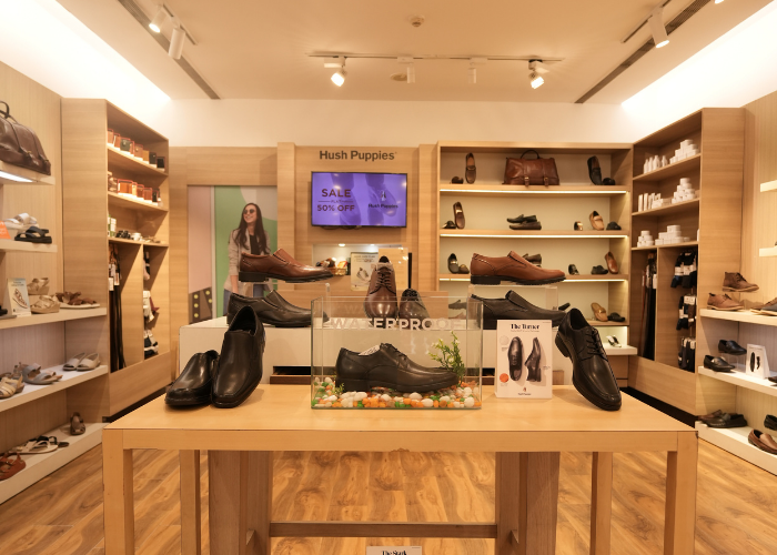 Airia Mall, Gurgaon- Brand Store-Hush Puppies