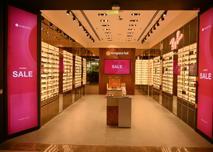 Airia Mall, Gurgaon- Brand Store-Sunglass Hut (2)